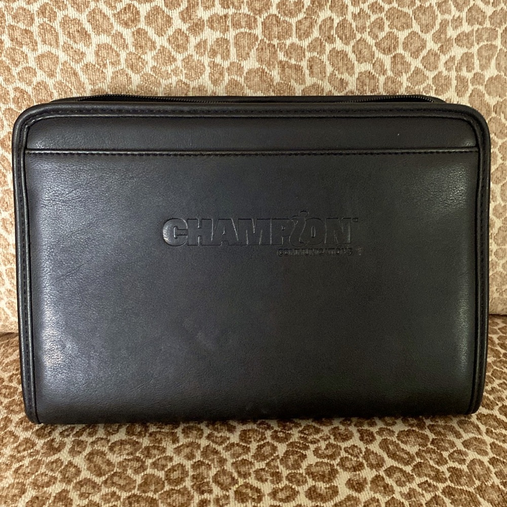 NWOT DART LEATHER PLANNER